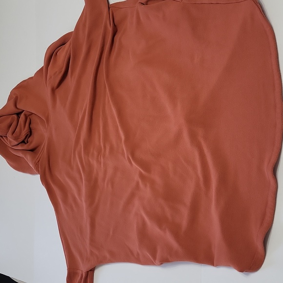 Athleta Purina Wrap Sweatshirt Size medium. - Picture 6 of 15